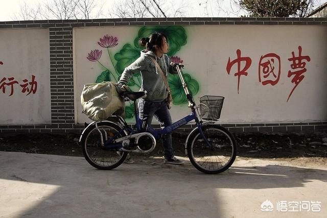 大街上回收廢品的人，一個月能賺多少錢？